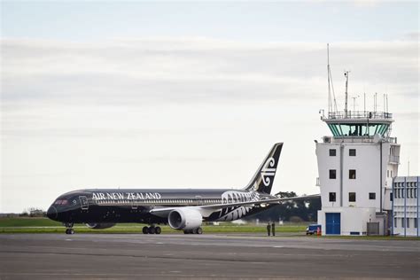 New Zealand Beefs Up Air Traffic Control