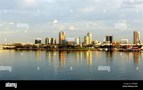 skyline of long beach Stock Photo - Alamy