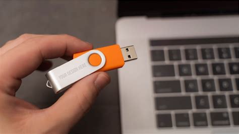 How Do You Customize USB Flash Drives