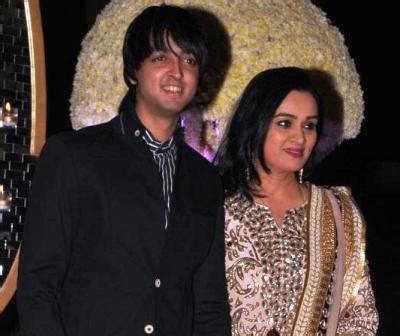 Padmini Kolhapure Age, Husband, Children, Family, Biography » StarsUnfolded