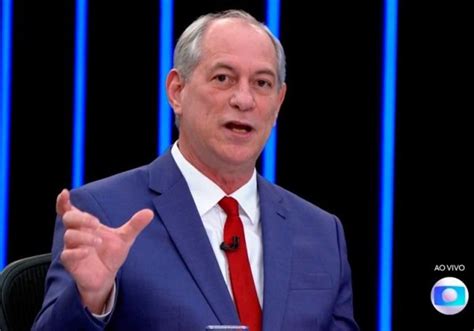 Ciro Gomes rompe irmãos por causa do PT e some do Ceará AmargosaNews