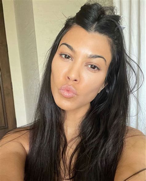 K O U R T N E Y Khloe Kardashian Without Makeup Kourtney