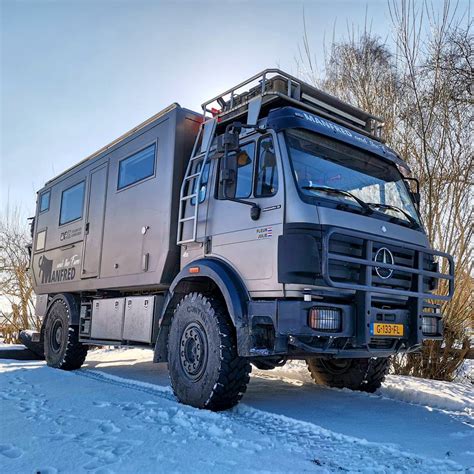 Mercedes Benz Off Road Truck