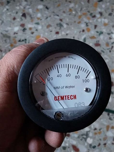 25 Inch 63 Mm Gemtech Mini Differential Pressure Gauges In Gandhi