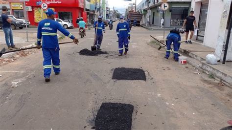 Trabalhos de recuperação de vias e drenagem seguem em diversos pontos