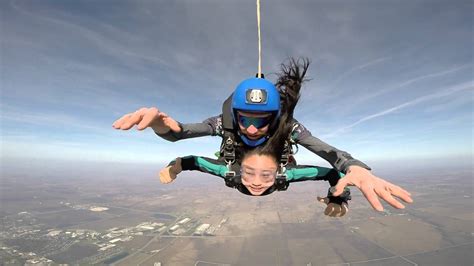 1757 Lijia Wang Skydive At Chicagoland Skydiving Center 20160423 Klash