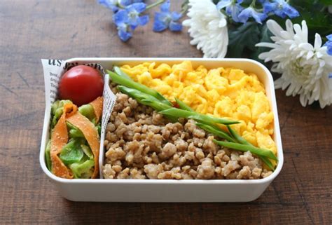 鶏そぼろのめんつゆレシピ。丼や弁当にも使える！簡単で美味しい作り方。 やまでら くみこ のレシピ