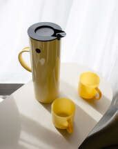 EM77 Vacuum Jug 1l Poppy Yellow DesignVille