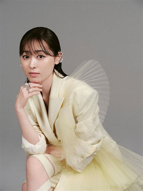 福原遥、日テレ新ドラマ『マル秘の密子さん』に主演「衝撃的な面白さ」 ライブドアニュース