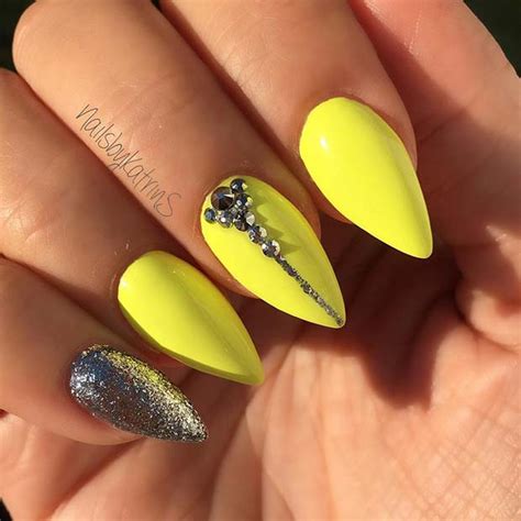 23 Neon Yellow Nails and Ideas for Summer 2020 - Page 2 of 2 - StayGlam