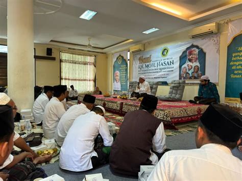 Alumni Santri Pesantren Zainul Hasan Genggong Probolinggo Gelar Haul Kh