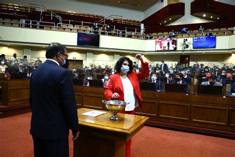 Asumi Ana Mar A Bravo Primera Mujer Diputada En La Regi N De Los R Os