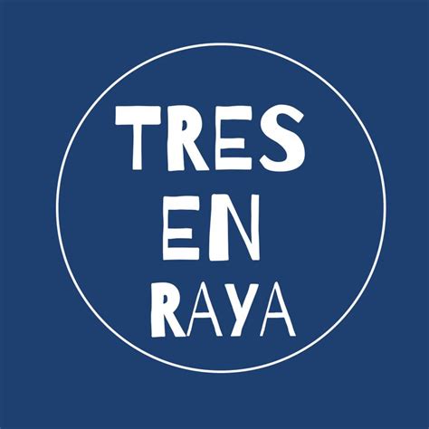 The Words Tres En Raya In White On A Dark Blue Background With An Oval