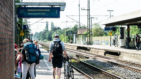 Zugverkehr Im Norden Deutschlands Durch Brand Beeintr Chtigt