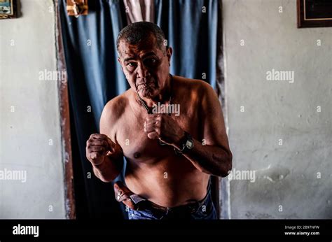 José Luis El Zurdo Ramírez Ehemaliger Boxer Aus Sonora Boxmeister