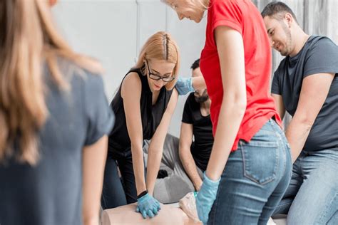 First Aid Courses Carina Book Your Cpr First Aid Courses Now