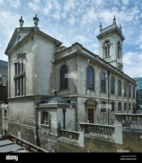 St Andrew Holborn London East End And North Wall Stock Photo Alamy