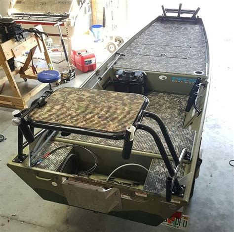 Custom Boat With Camo Grip Flooring More Jon Boat Modifications Jon