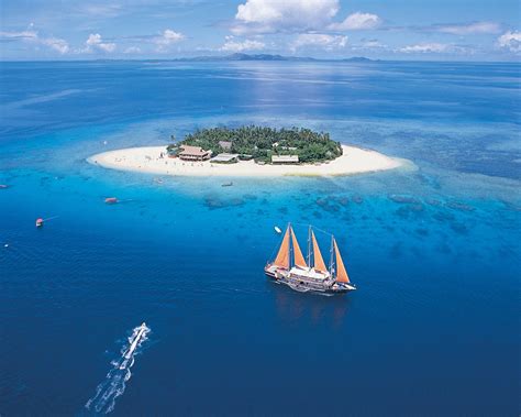 Beachcomber Island Resort, Fiji photo on Sunsurfer