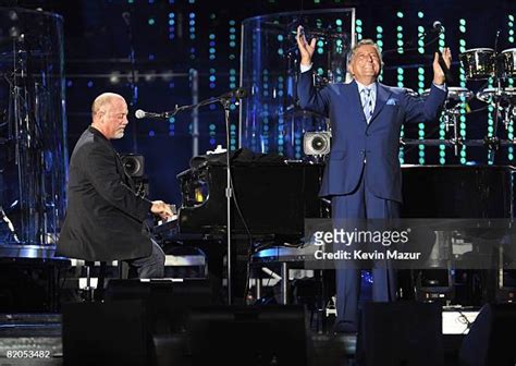 229 Billy Joel Last Play At Shea July 18 2008 Stock Photos, High-Res ...