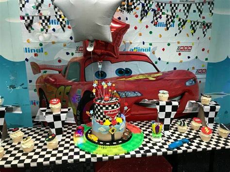 Pin von Veonice Graves auf Lightning McQueen birthday party ideas