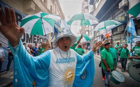 Galer A Sindicalistas Protestan Contra El Gobierno En Argentina La