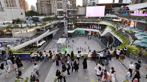 深圳推21招吸港客北上消費 全方位吸金谷經濟 新浪香港