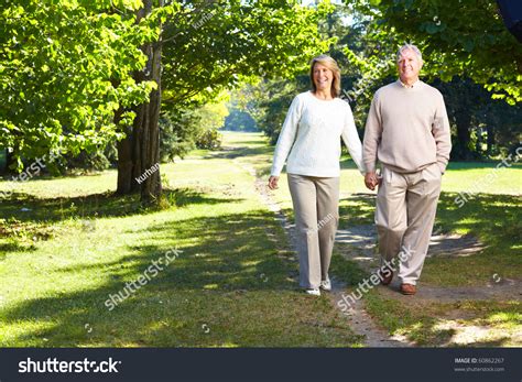 112,726 Old People Walk Park Images, Stock Photos & Vectors | Shutterstock