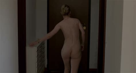 Nackte Sandra Hüller in Toni Erdmann