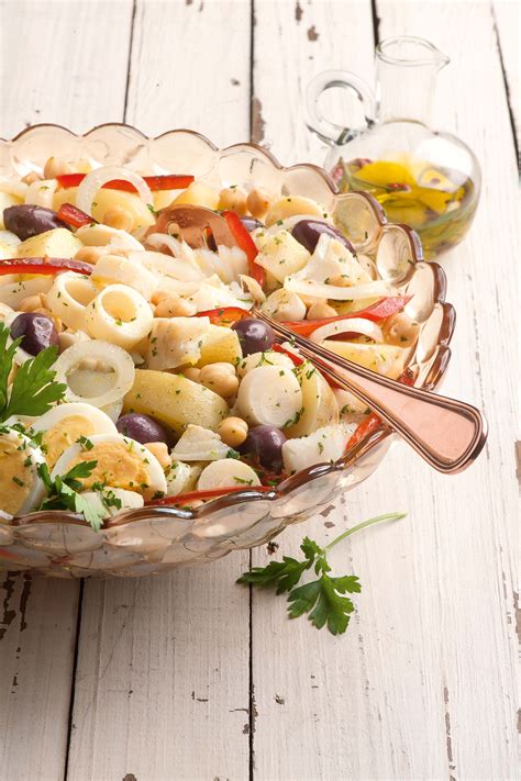 Salada de Batata Bacalhau e Grão de Bico Receitas Nestlé