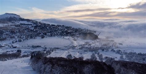 Massif Du Sancy Les Stations De Ski Se Diversifient Face Au Manque De