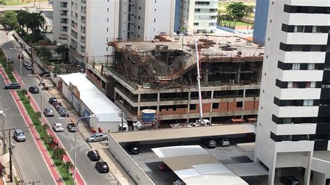 Laje de prédio em construção desaba na Península em São Luís