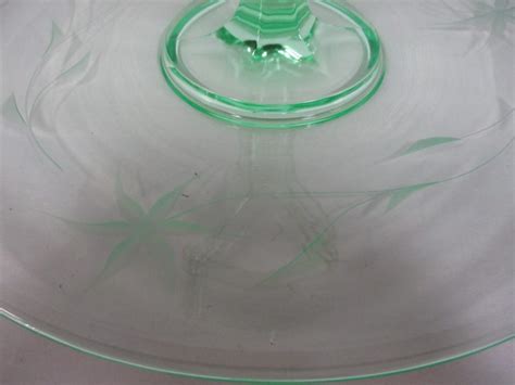 Vintage Green Vaseline Uranium Glass Handled Platter Sandwich Tray