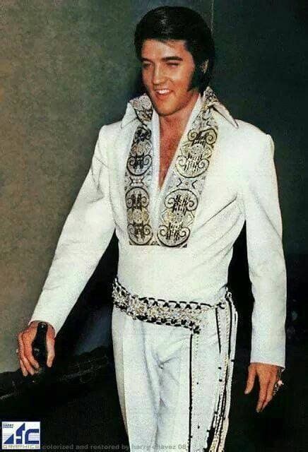 Pin By Ida Ueding On Elviss Jumpsuits Jewelry Etc Elvis Presley Photos Elvis Presley