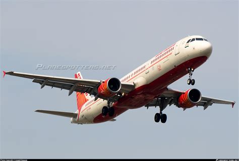 VT PPH Air India Airbus A321 211 Photo By Aneesh Bapaye ID 1518611