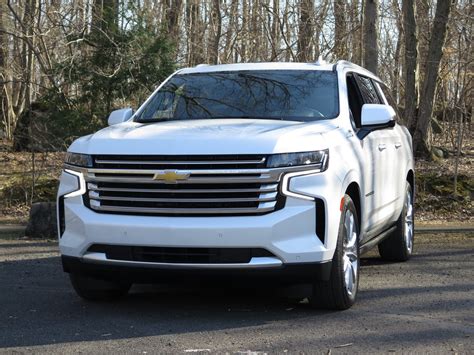 2022 Chevrolet Suburban: 95 Exterior Photos | U.S. News