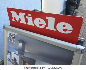 Miele Logo Vector (.SVG) Free Download