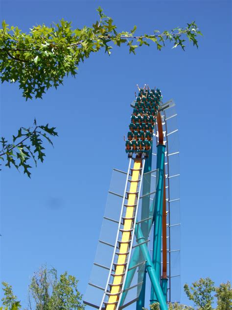 File:Goliath (Six Flags Over Georgia) 03.JPG - Wikipedia