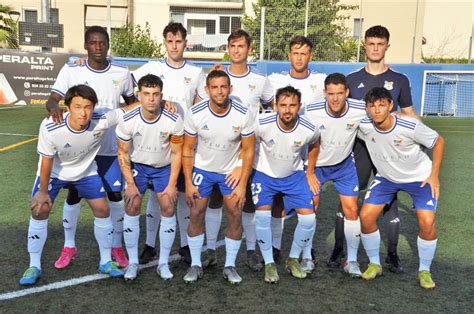 El Sitges Amb Molts Fitxatges I Jugadors Del B Cau En El Memorial