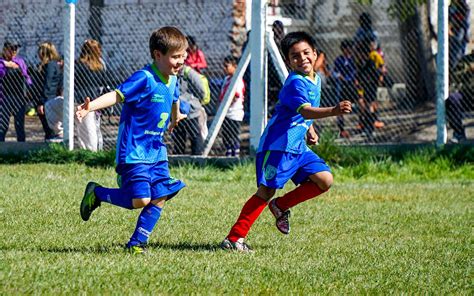 La Pelota Empieza A Rodar La Liga Infantil Comunitaria De F Tbol Tiene