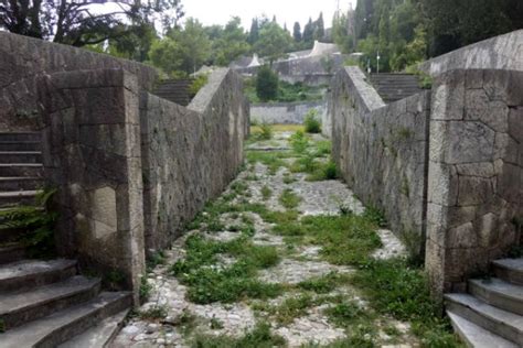 U Mostaru Opet Oskrnavljeno Partizansko Groblje Haber Ba