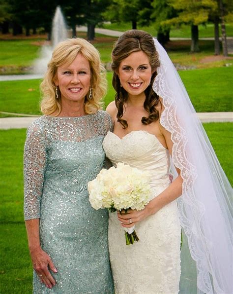 What Color Should The Mother Of The Bride Wear Fabulous After 40