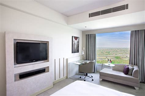 Le Meridien Gurgaon, Gurgaon. Use Coupon Code >> HOTEL