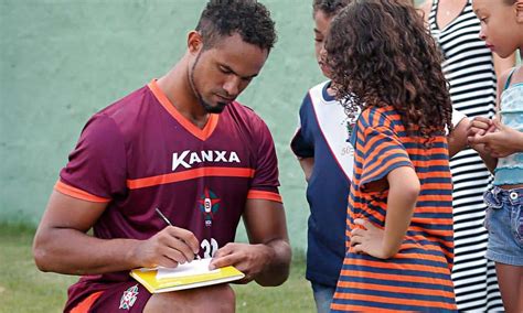 Foi Descoberta A Fortuna Que Goleiro Bruno Ganhou Ap S Ser Preso