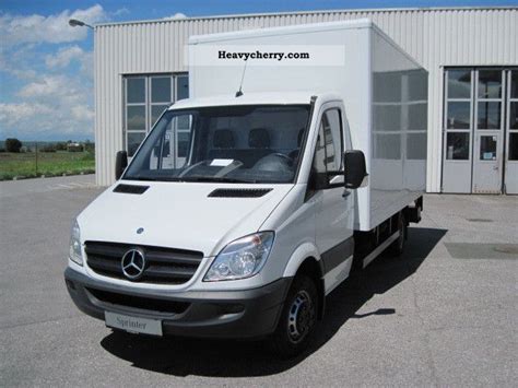 Mercedes Benz Sprinter Truck Photo Gallery 2 9