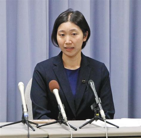 ＜無免許運転問題＞ 自民が中山真珠県議に辞職要求へ 拒否なら辞職勧告決議案も 中山県議は謝罪会見：中日新聞しずおかweb