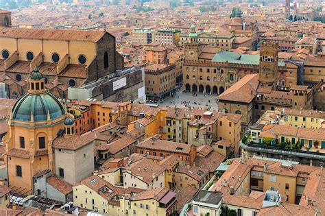 Bologna travel | Emilia-Romagna, Italy - Lonely Planet