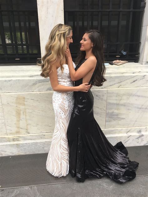 Lesbian Couple Prom Gay Prom Lesbian Hot Cute Lesbian Couples Lesbian Wedding Homecoming