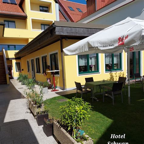 hotel zum schwan schwanberg