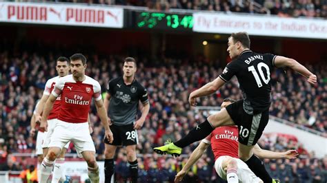 Arsenal 3 - 1 Burnley - Match Report & Highlights